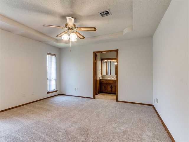 10400 Glendover Avenue, Oklahoma City, OK 73162
