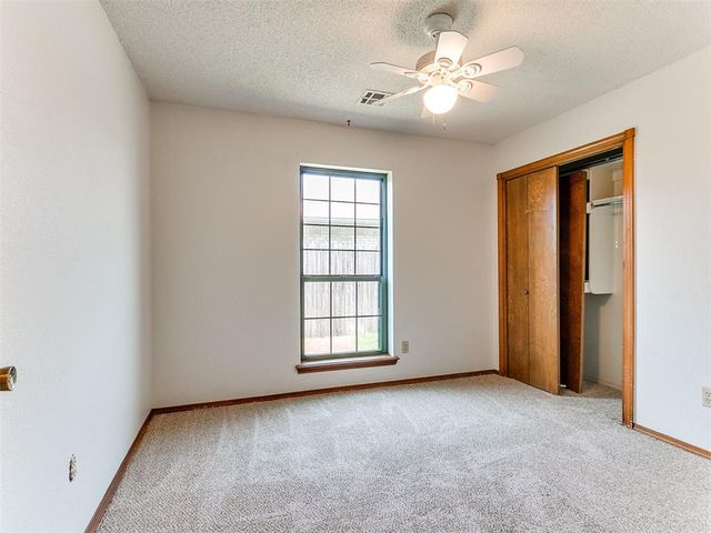 10400 Glendover Avenue, Oklahoma City, OK 73162