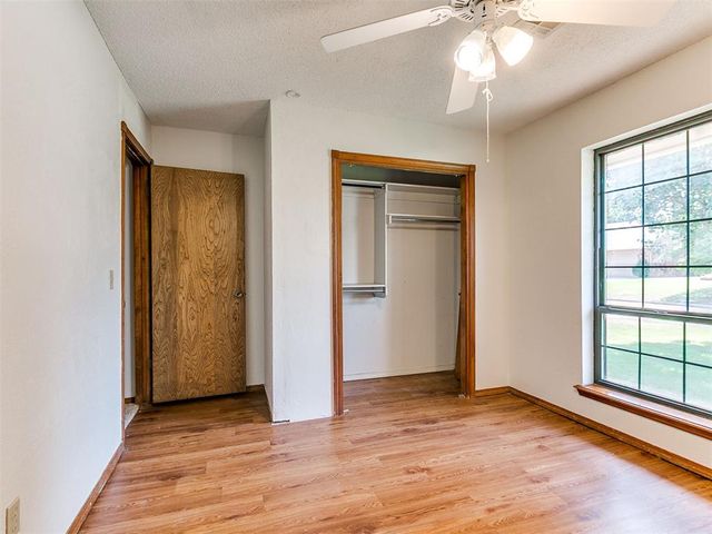 10400 Glendover Avenue, Oklahoma City, OK 73162