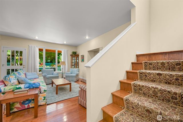 1005 11th Street, Bellingham, WA 98225