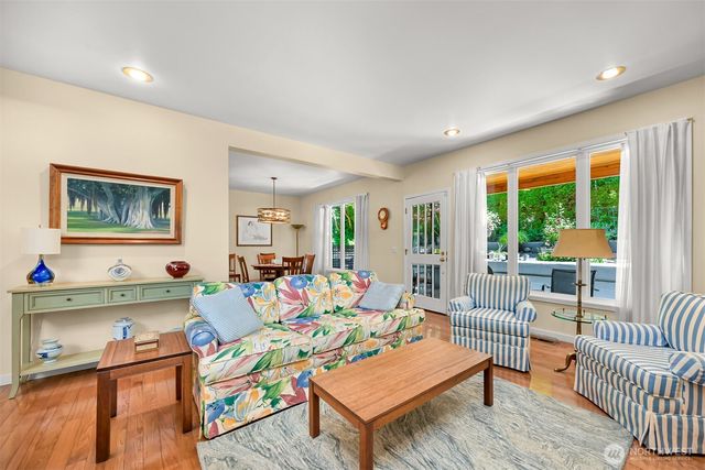 1005 11th Street, Bellingham, WA 98225