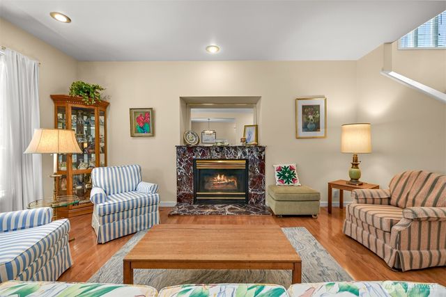 1005 11th Street, Bellingham, WA 98225