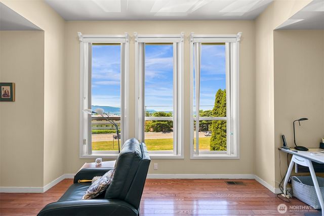1005 11th Street, Bellingham, WA 98225