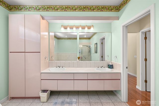 1005 11th Street, Bellingham, WA 98225