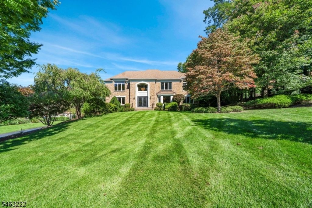 67 Seminary Dr, Mahwah Twp., NJ 07430 — photo 2