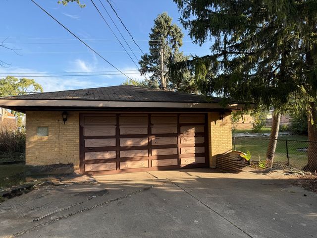 4232 W 109th Street, Oak Lawn, IL 60453