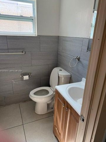 1750 Madison Street 2, Hollywood, FL 33020