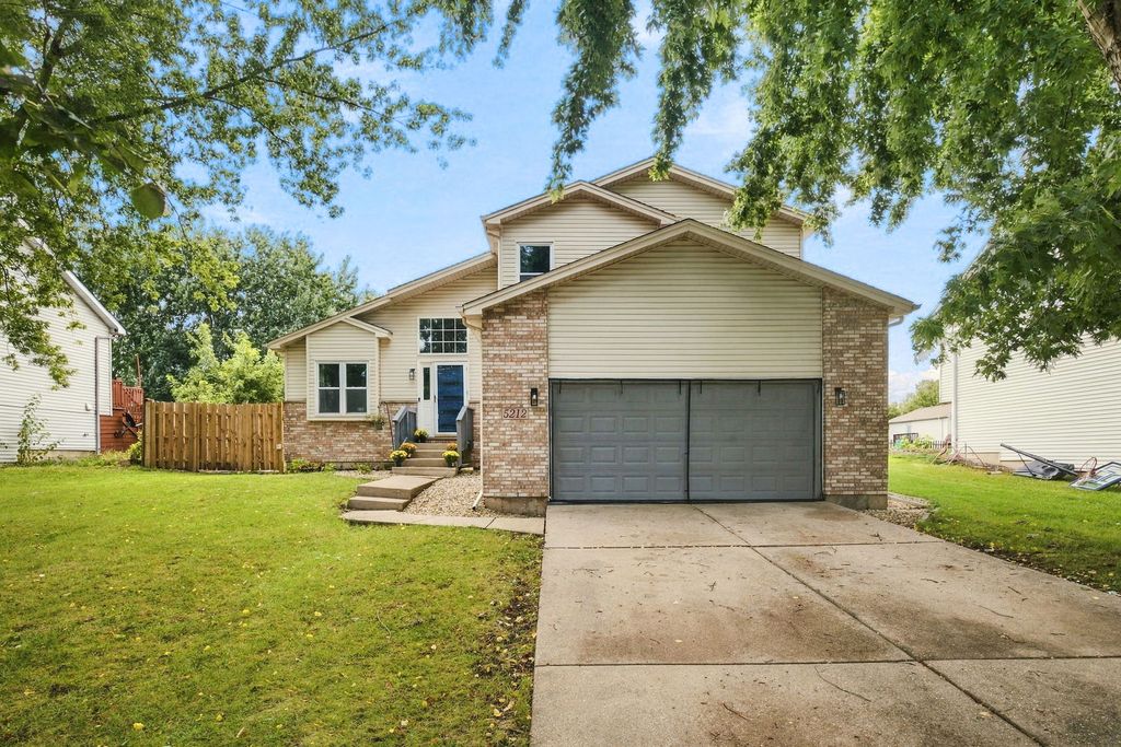 5212 Aladdin Court, Plainfield, IL 60586 — photo 2