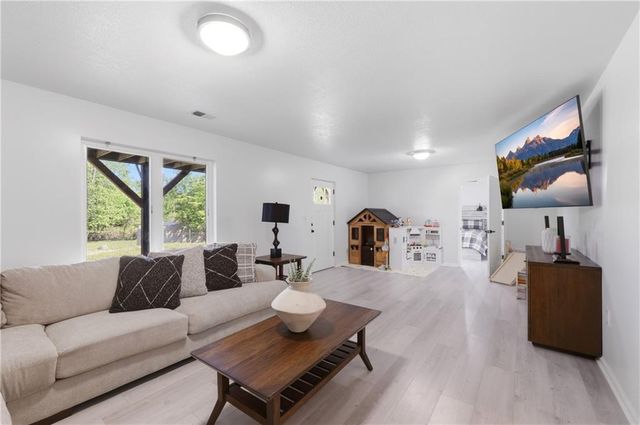 18411 Linwood Road, Linwood, KS 66052