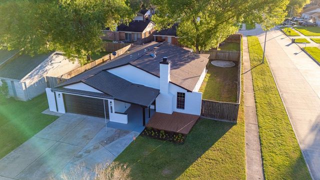 1102 Ashdale Drive, Sugar Land, TX 77498