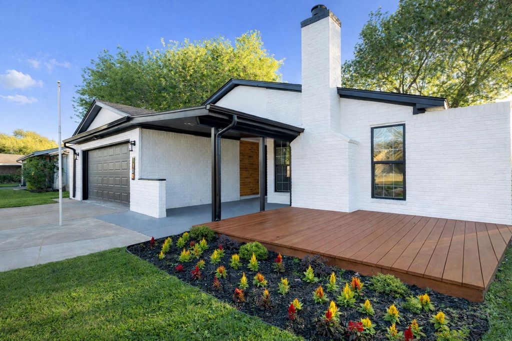 1102 Ashdale Drive, Sugar Land, TX 77498