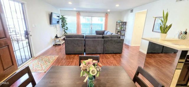 5700 Etiwanda Avenue 123, Tarzana, CA 91356