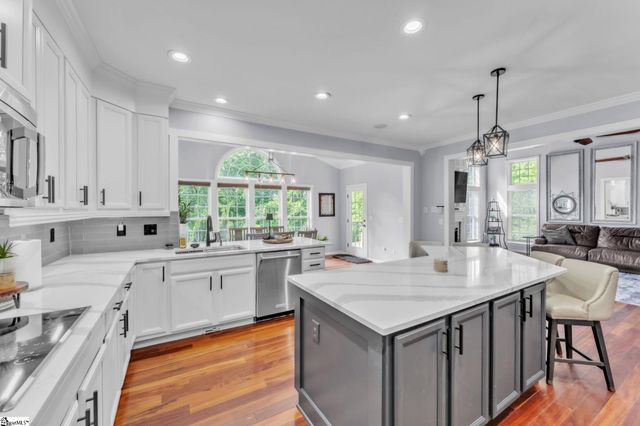 143 Hartwick Lane, Fountain Inn, SC 29644