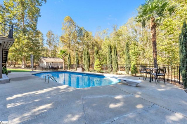 143 Hartwick Lane, Fountain Inn, SC 29644
