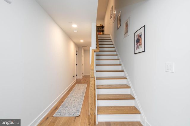 2005 HYVIEW TER, Fort Washington, PA 19034