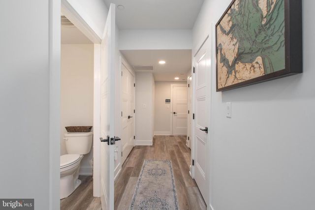 2005 HYVIEW TER, Fort Washington, PA 19034