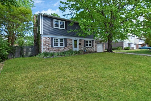 31 Colonial Acres DR, Hampton, VA 23664
