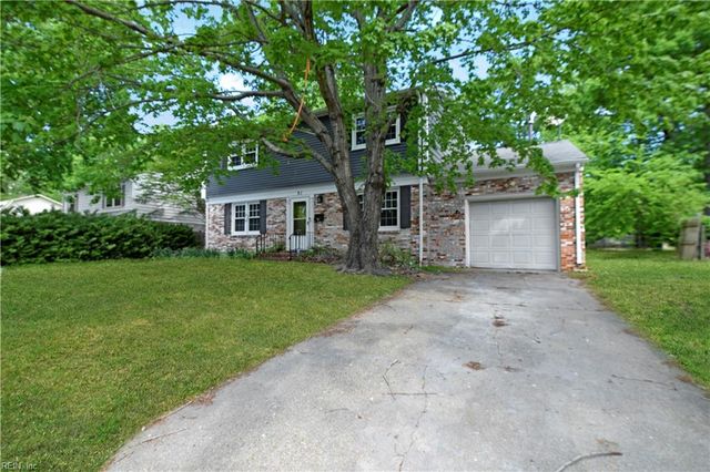 31 Colonial Acres DR, Hampton, VA 23664