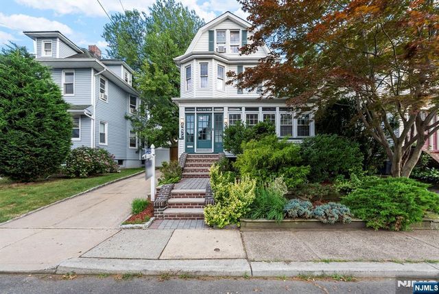35 Edwin Street, Ridgefield Park, NJ 07660
