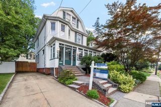 35 Edwin Street, Ridgefield Park, NJ 07660
