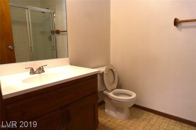 6619 West Tropicana Avenue 202, Las Vegas, NV 89103