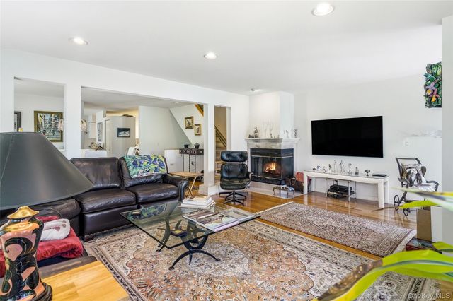 74 Lake Marie Lane 74, Bedford Hills, NY 10507