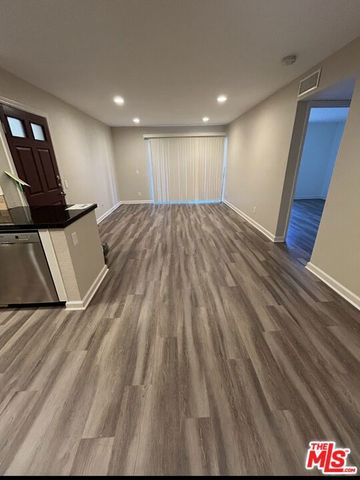 2505 San Gabriel Way 203, Corona, CA 92882