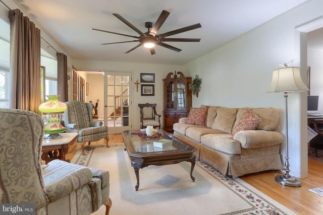 321 CONCORD CT, Hershey, PA 17033