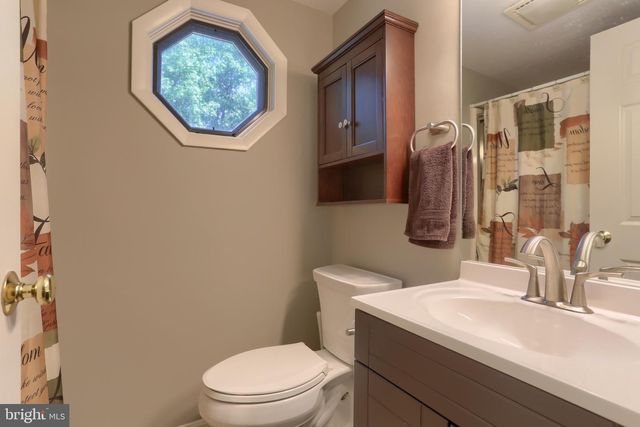 321 CONCORD CT, Hershey, PA 17033