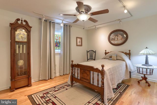 321 CONCORD CT, Hershey, PA 17033
