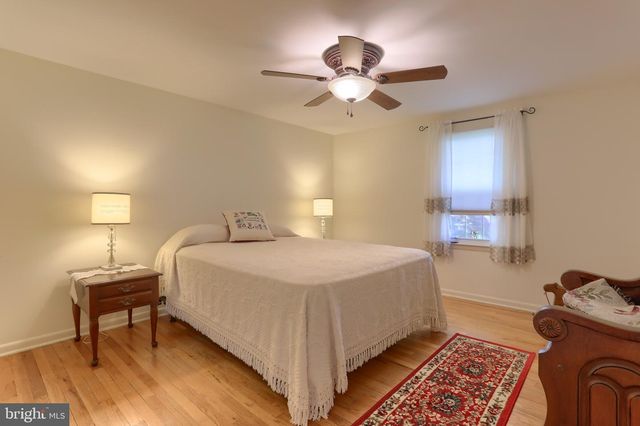 321 CONCORD CT, Hershey, PA 17033