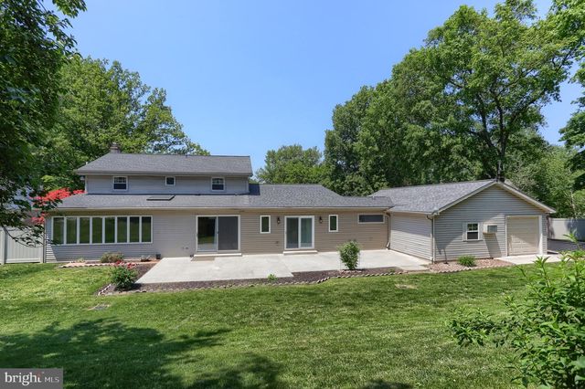 321 CONCORD CT, Hershey, PA 17033