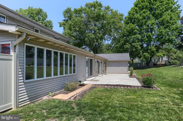 321 CONCORD CT, Hershey, PA 17033