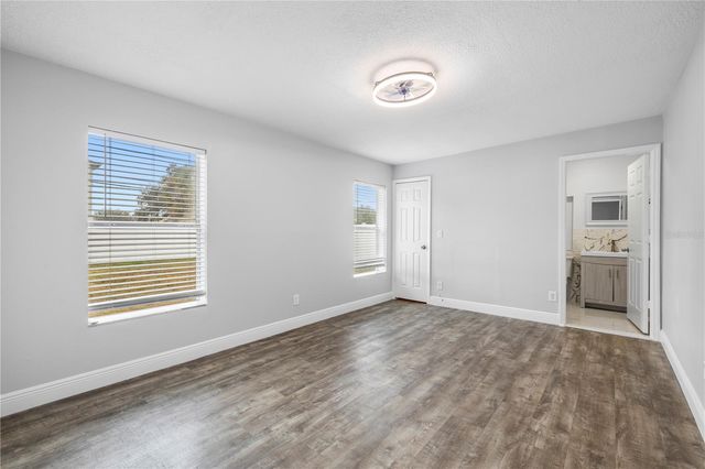 5698 38TH AVENUE N, St Petersburg, FL 33710