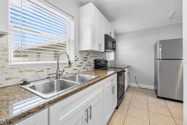 5698 38TH AVENUE N, St Petersburg, FL 33710