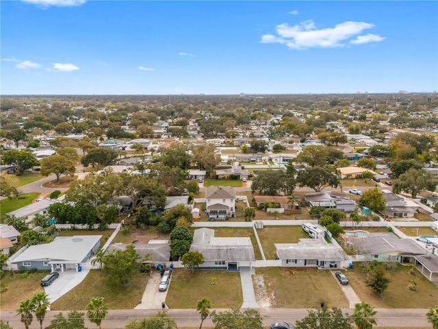 5698 38TH AVENUE N, St Petersburg, FL 33710