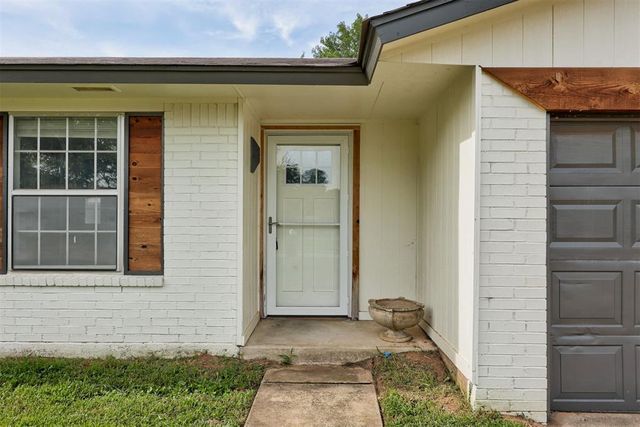 9616 NE 3rd Place, Oklahoma City, OK 73130