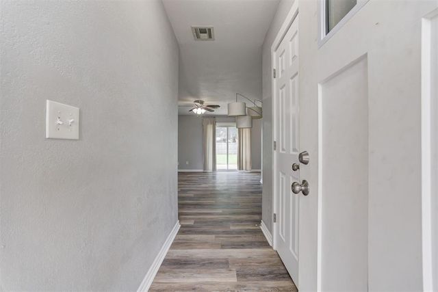 9616 NE 3rd Place, Oklahoma City, OK 73130