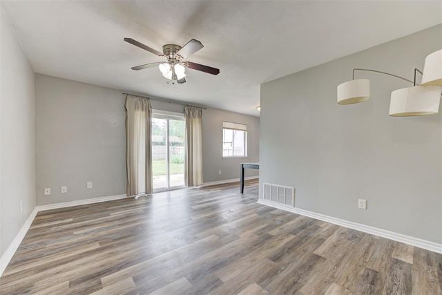 9616 NE 3rd Place, Oklahoma City, OK 73130