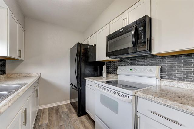 9616 NE 3rd Place, Oklahoma City, OK 73130