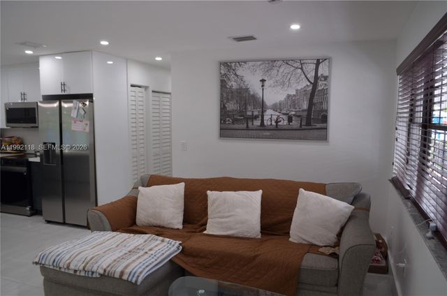 29925 SW 143rd Ct, Homestead, FL 33033