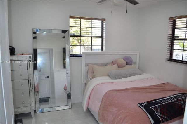 29925 SW 143rd Ct, Homestead, FL 33033