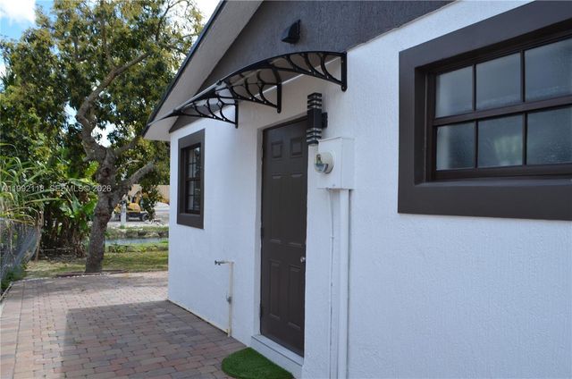 29925 SW 143rd Ct, Homestead, FL 33033