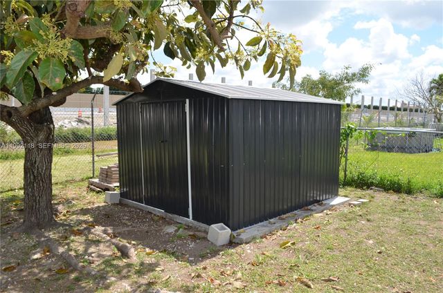 29925 SW 143rd Ct, Homestead, FL 33033