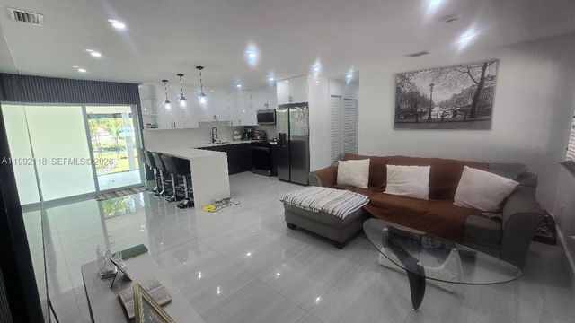 29925 SW 143rd Ct, Homestead, FL 33033