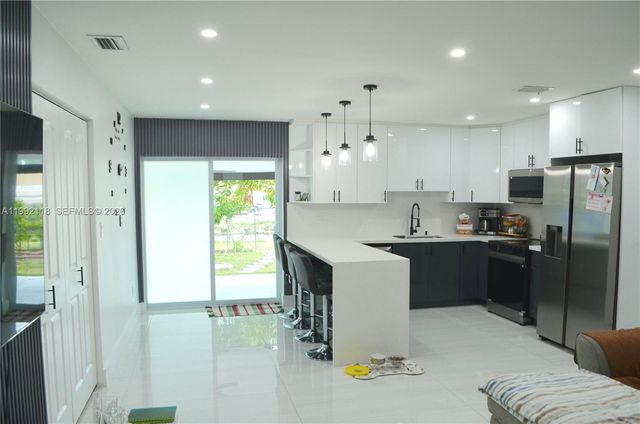 29925 SW 143rd Ct, Homestead, FL 33033