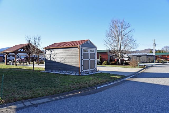 184 Golden Nugget Road, Blairsville, GA 30512