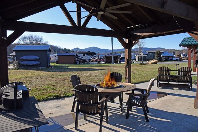 184 Golden Nugget Road, Blairsville, GA 30512