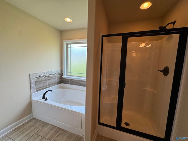 120 Meadowglade Lane, Madison, AL 35758
