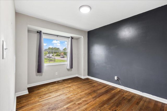 2957 Ivanhoe Drive, Columbus, OH 43209